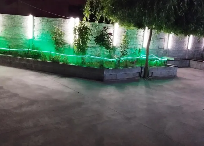 Zetarilor 21a * Бухарест